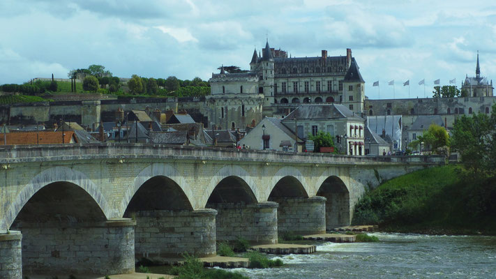 Sonntag: Schloss Cloux bei Amboiseim im Loire Tal (auf dem Weg von Paris nach Tours)