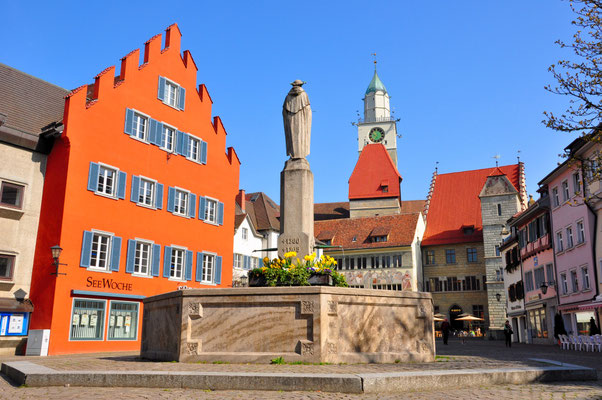 Hofstatt mit Münster und Rathaus