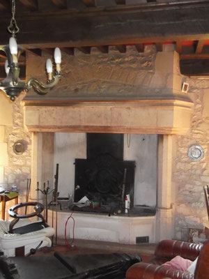 CASTELFRANC(46) AVANT