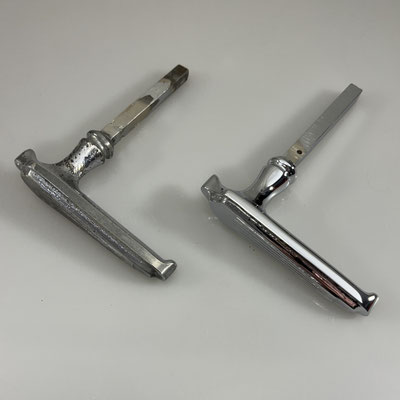 Original und Nachguss von Oldtimergriff für AC 16/66 von 1935. Gefertigt aus massivem Messing mit glänzend verchromter Oberfläche. - nachguss.de