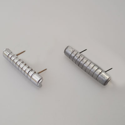 Nachguss von kleiner Zierleiste für Oldtimer. Handarbeit aus massivem Messing mit glänzend verchromter Oberfläche. - nachguss.de