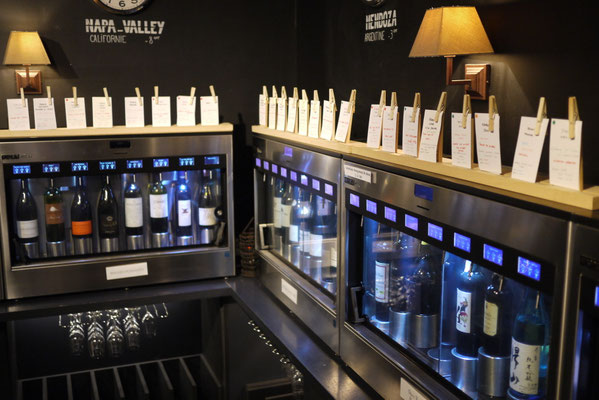 自分でワインを注げるサーバー