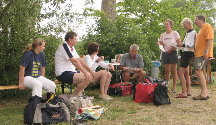 Das sind Teilnehmer der Volleyballsparte in Stapel
