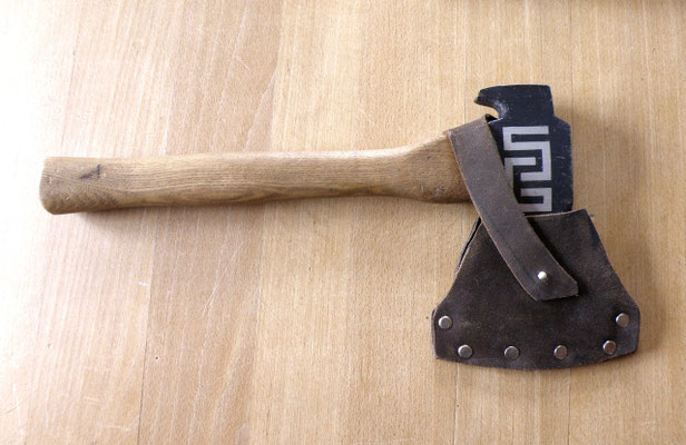 Klauenbeil mit Leder-Tasche