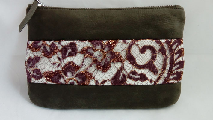 idée cadeau, pochette, trousse,cuir, dentelle, made in France, artisanal, créateur, haut de gamme