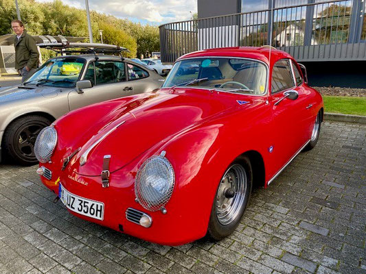 Wunderschöne Fahrzeuge vor Porsche auf Sylt