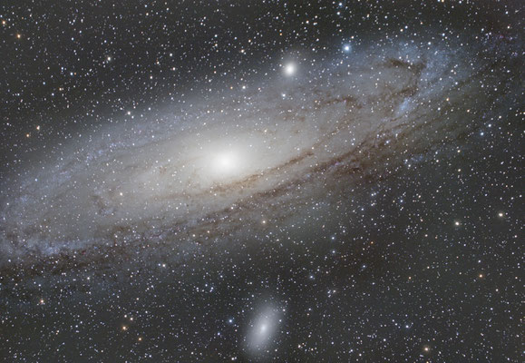 2 août : M31, la galaxie d'Andromède, 12 x 90s