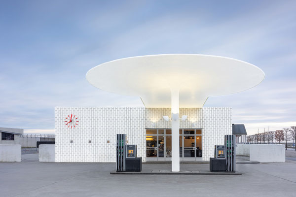 Oliver's Garage l Klampenborg l Region Kopenhagen l 2024
