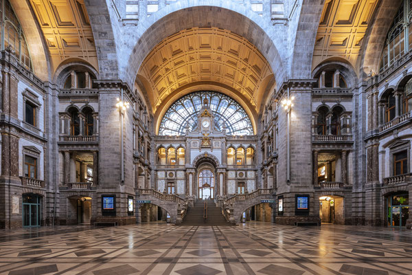 Antwerpen Centraal l Belgien l 2024