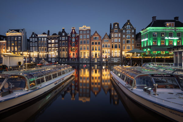 Tanzende Häuser am Damrak l Amsterdam l 2023