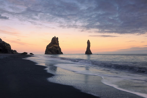 Reynisfjara Black Sand Beach l Vík í Mýrdal l 2023