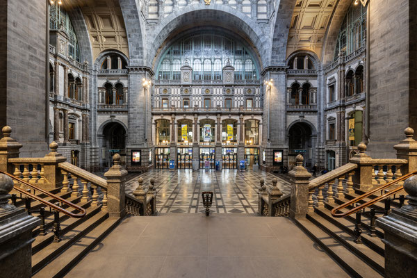 Antwerpen Centraal l Belgien l 2024