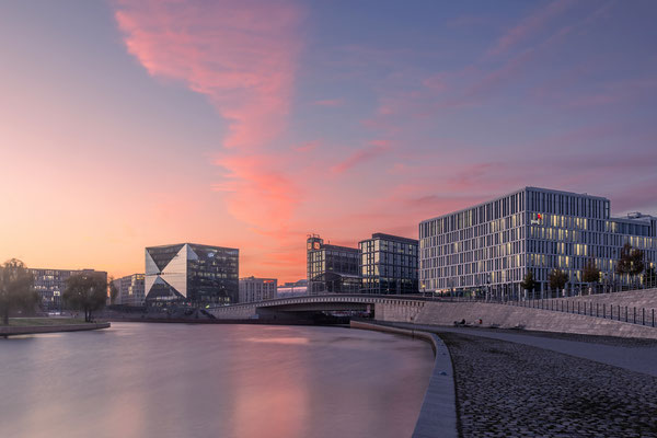 Hauptbahnhof und Cube l Berlin l 2024