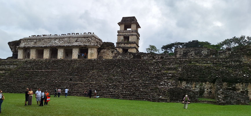 Tempel und.....