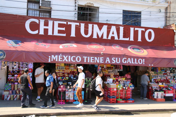 Vor dem Markt....