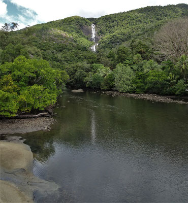 Der grosse Colnett Tao Wasserfall.