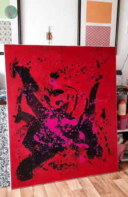 rotes abstraktes Bild