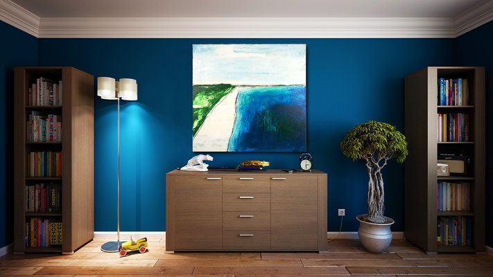 blaue Wand und blaues Bild