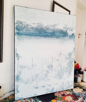 abstrakt gemaltes Wandbild