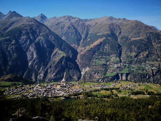 Aussicht auf Grächen - Hochtouren Zermatt oder Saas-Fee