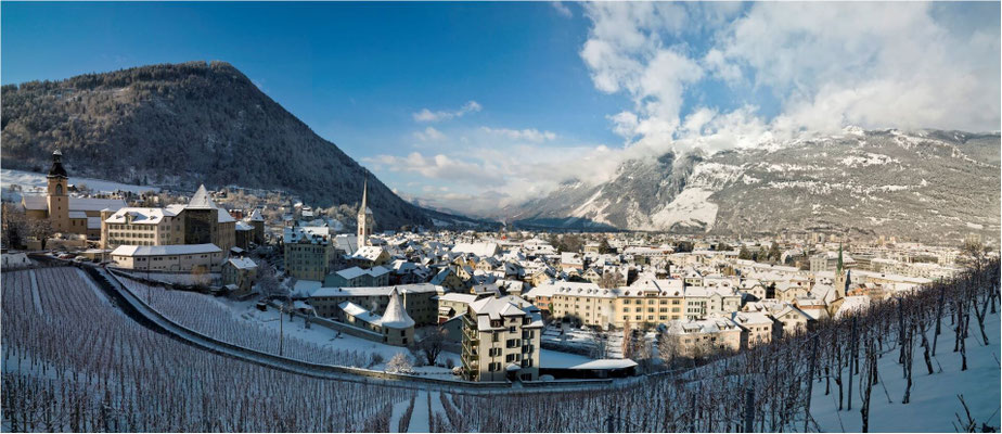 Aktuell: Ferien in der ältesten Stadt der Schweiz - ideal für Winterwandern und Schneeschuhtouren