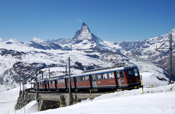 Das grösste und beste Ganz Jahres Skigebiet der Welt Zermatt