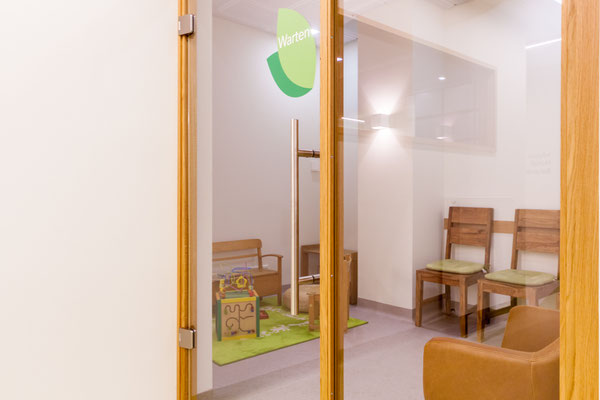 Eingang zum Wartezimmer