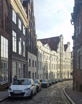 typische Gasse in der Marzipan-Stadt Lübeck
