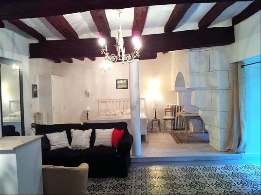 Loire Valley Medieval Loft -  Rental near Tours city - Loire Valley Accomodation