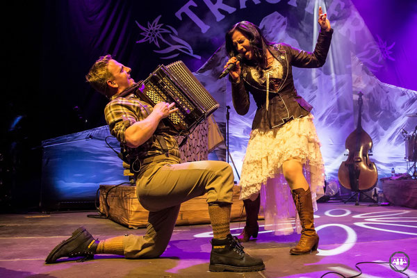 © Ronny Jau / Trauffer