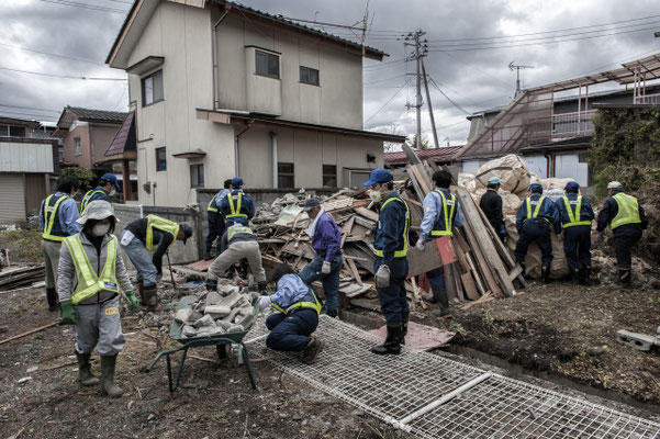 Decontamination works in the city of Odaka, Fukushima No-Go Zone. 