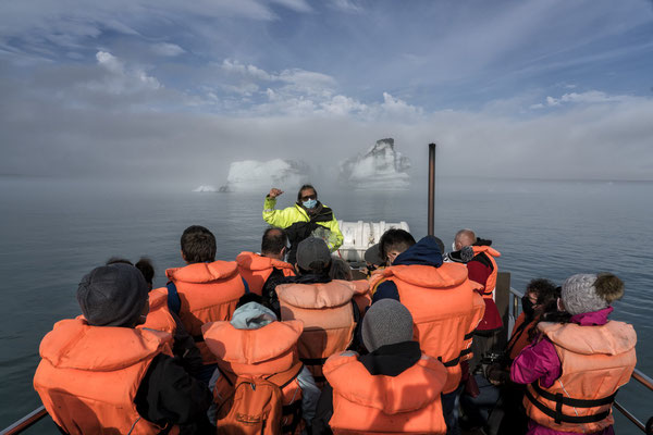 Iceland. Jökulsárlón Glacier Lagoon. Tourists on board an amphibious vehicle visit the glacier. Glacier Lagoon is located in the Vatnajökull national park in the south of Iceland, an area popular with tourists and one of the island’s best-known attraction