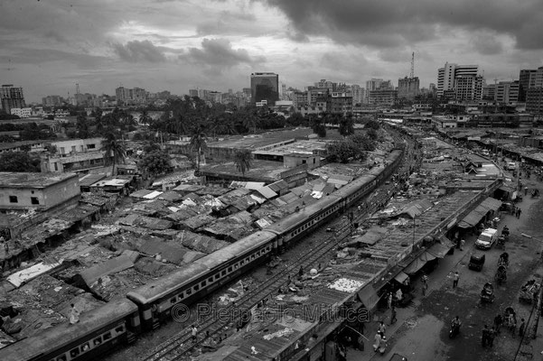 Karowanbazaar slum, Dhaka.