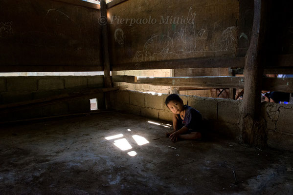 Kindergarten, refugee camp in Mae La, Thailand