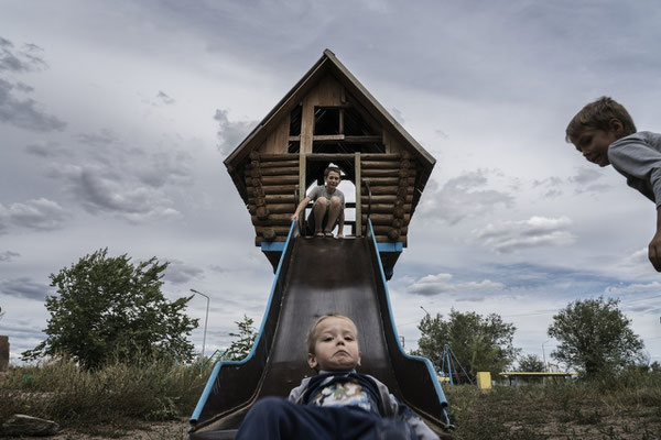 Children playing in the public park of Kurchatov city.