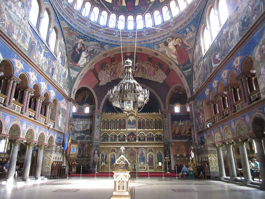 In der orthodoxen Kirche von Sibiu 