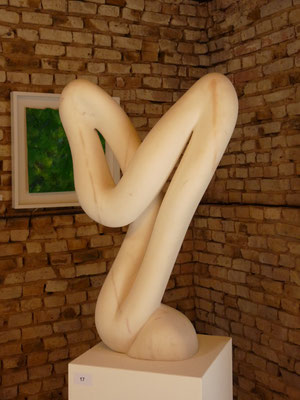 Y small, 2003, Marble Estremoz Branco, 75 x 50 x 22 cm