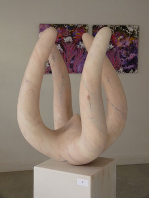 4 Elementos, 2014, Mármore Estremoz Rosa Venado, 155 x 48 x 47 cm