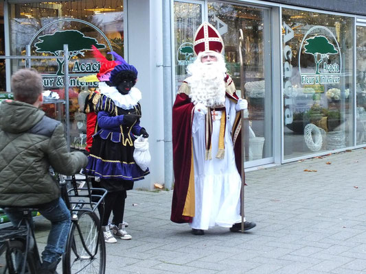 Intocht Sinterklaas Winkelcentrum Emmermeer 2015