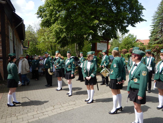 Festumzug Samstag Nachmittag