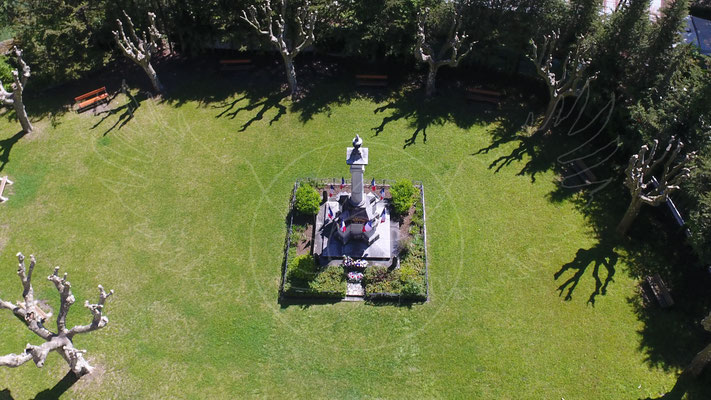 Momument aux morts, Roquebillière