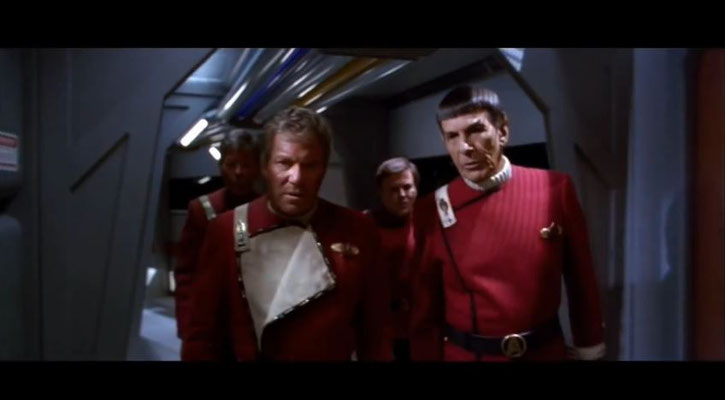 um Geld zu sparen, griff man auch auf die Sets der neuen TV-Serie The Next Generation zurück, z.B. die Gänge der Enterprise 1701D