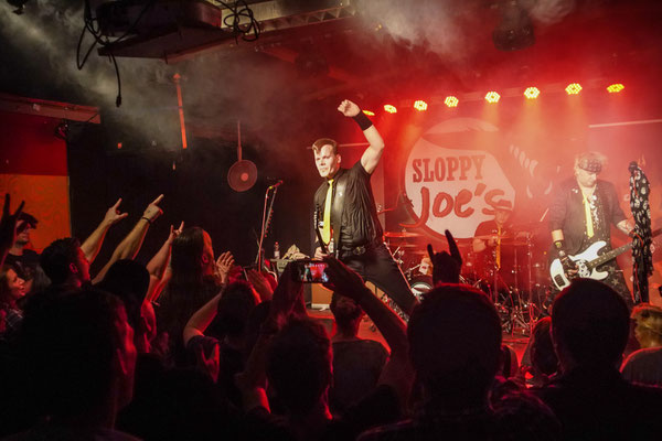 Live @ Indra Club 64, Hamburg (2019)