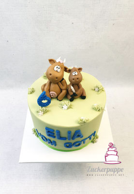 Gotti und Elia als Kühe (seine Lieblingstiere) zum 6. Geburstag von Elia