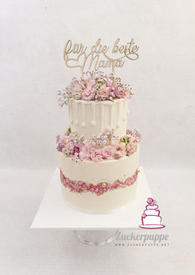 Caketrend 2019: Fault-line-cake in Rosa mit zuckerstreuseln und Frischen Rosen zum 48. Geburtstag meiner Mama