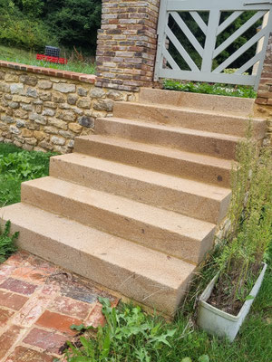 Escalier marche granit 