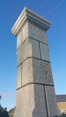 Pillier granit beige 