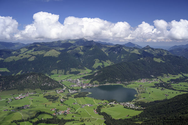 Walchsee vom Gipfel des Heubergs