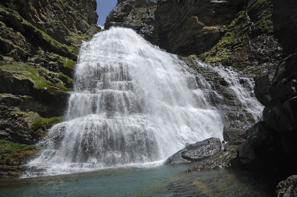 Pferdeschwanz-Wasserfall im Ordesatal (E)