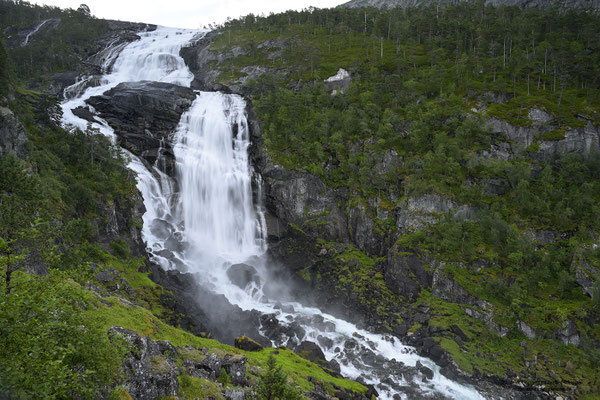 Nyastolsfossen, Husedalen